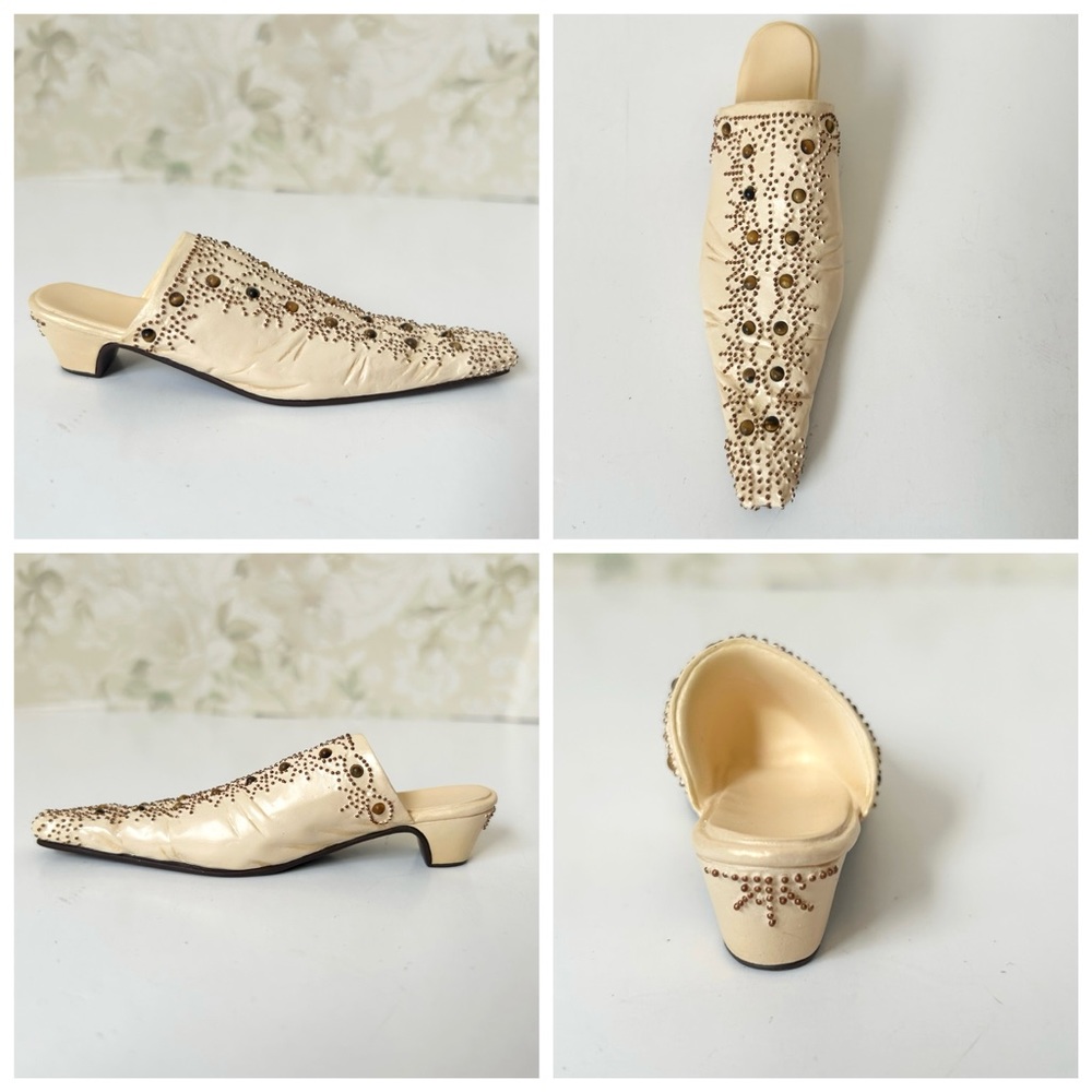 Just the Right shoe collectible ARISTOCRAT #25084 with COA